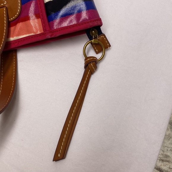 Striped Tote - Picture 8 of 8